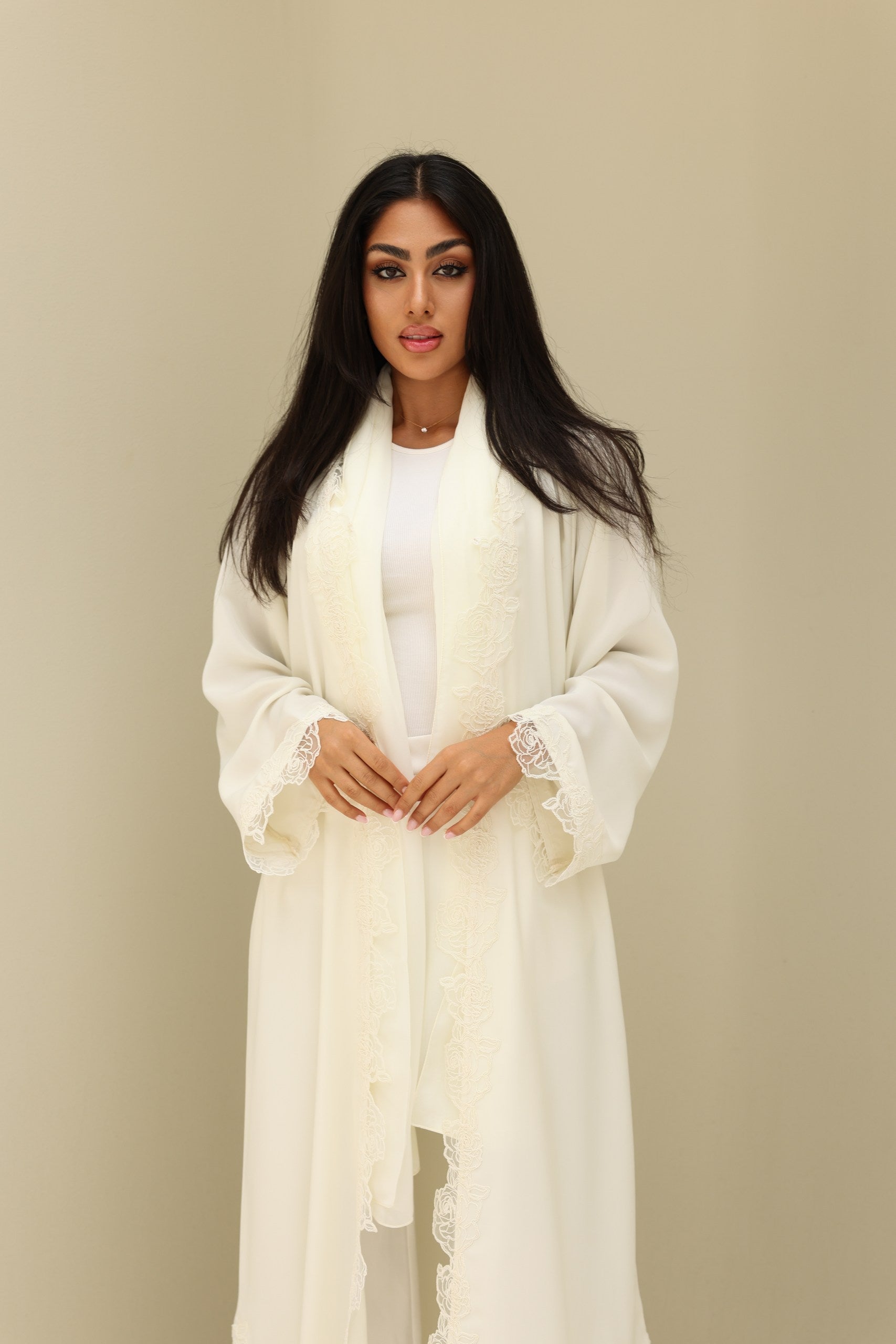 Lace Abaya Butter NOEVE