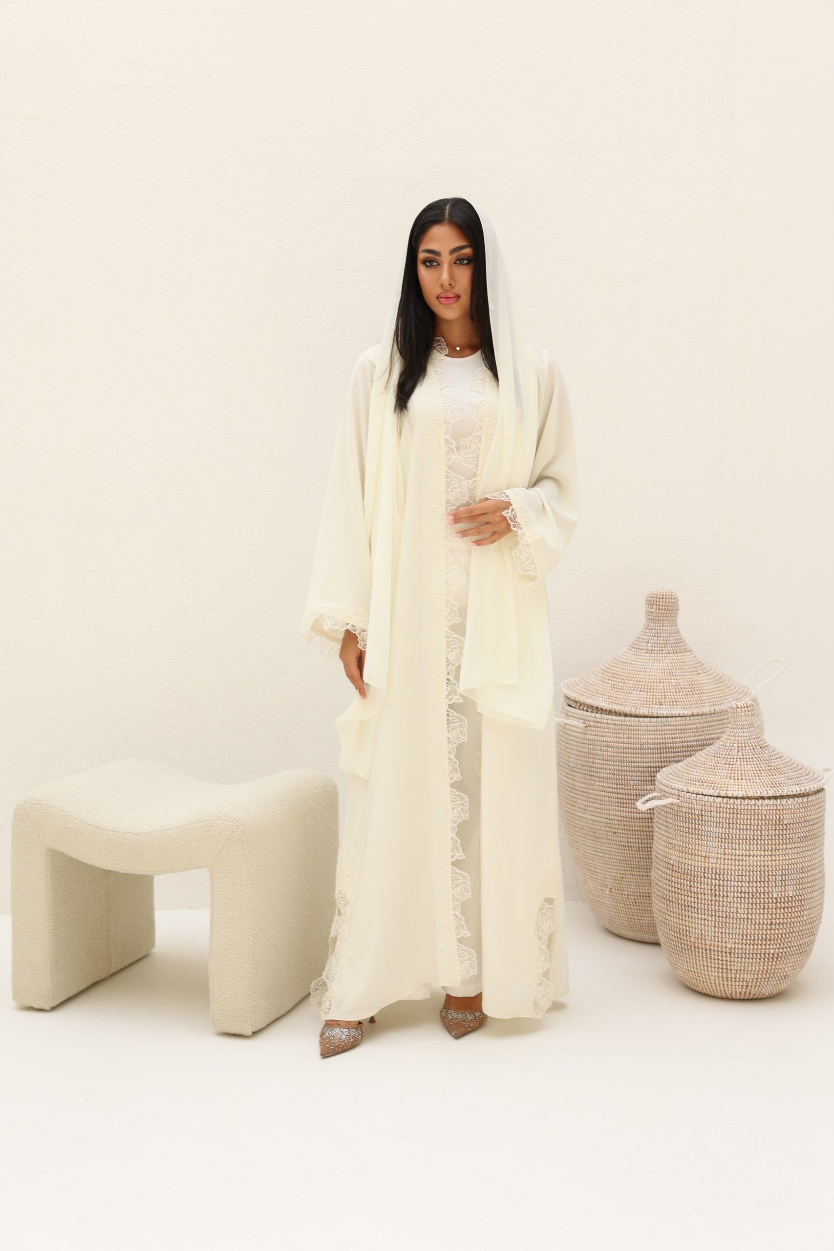 Lace Abaya Butter NOEVE