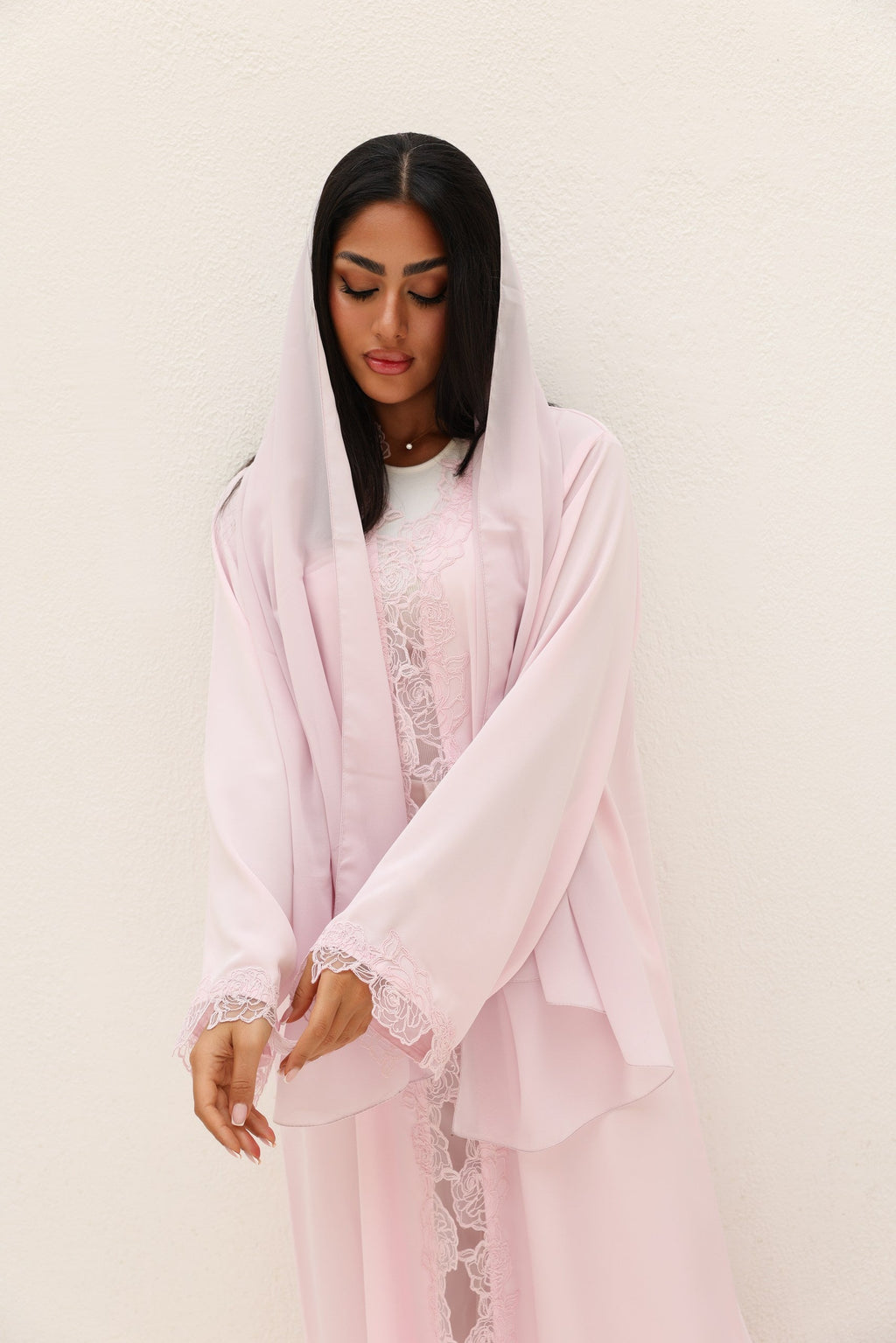 Lace Abaya Pink NOEVE