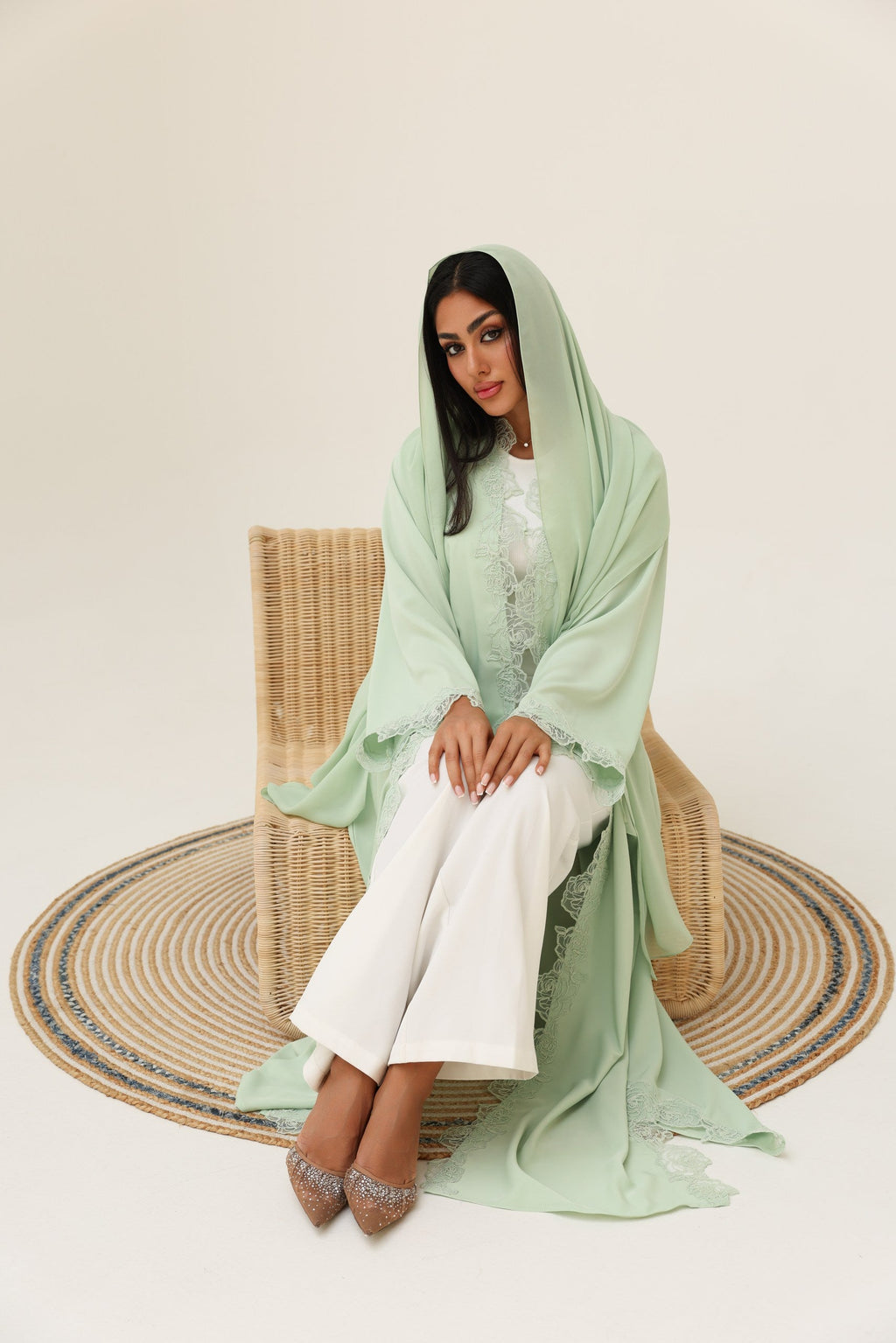 Lace Abaya Matcha NOEVE