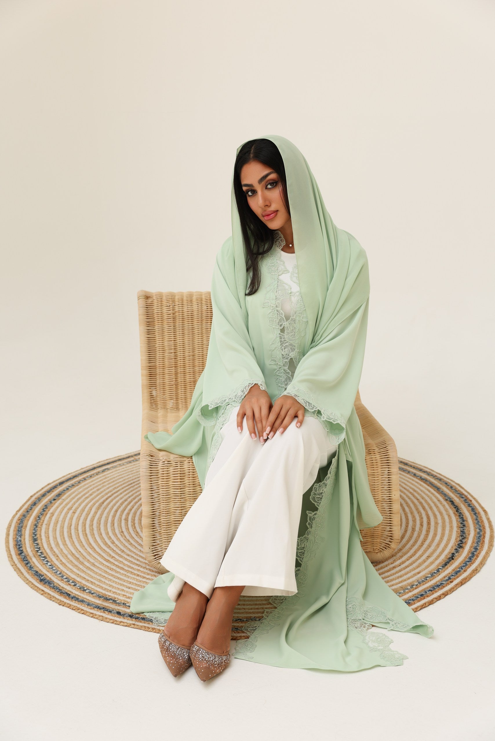 Lace Abaya Matcha NOEVE